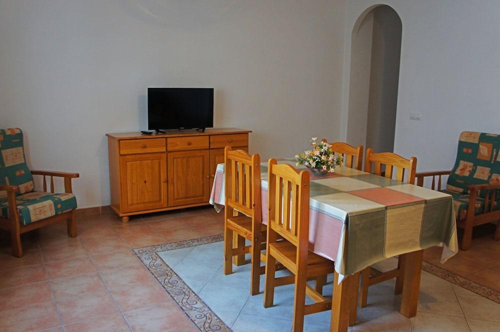 Apartamentos Turisticos Albanta Алама-де-Альмерия Экстерьер фото